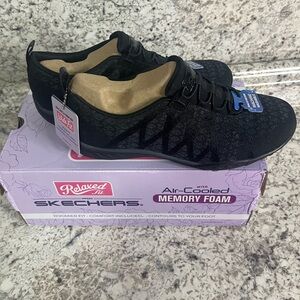 Skechers Women's Black Sneakers with Memory Foam